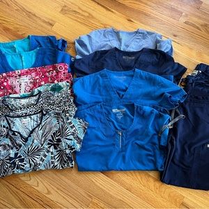 Women’s scrub top and pant bundle.